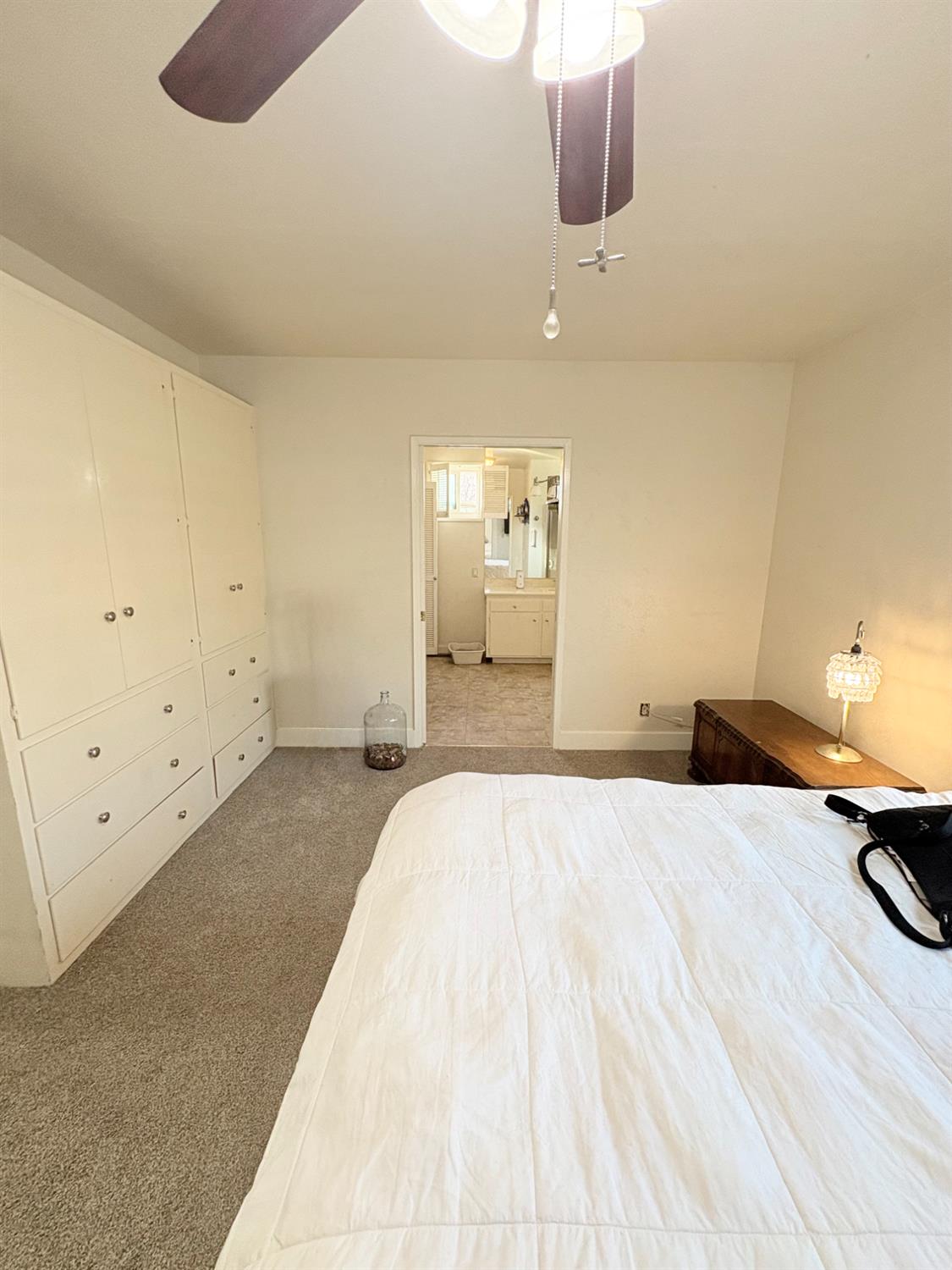 1425 N Wilson Ave, Fresno, CA 93728