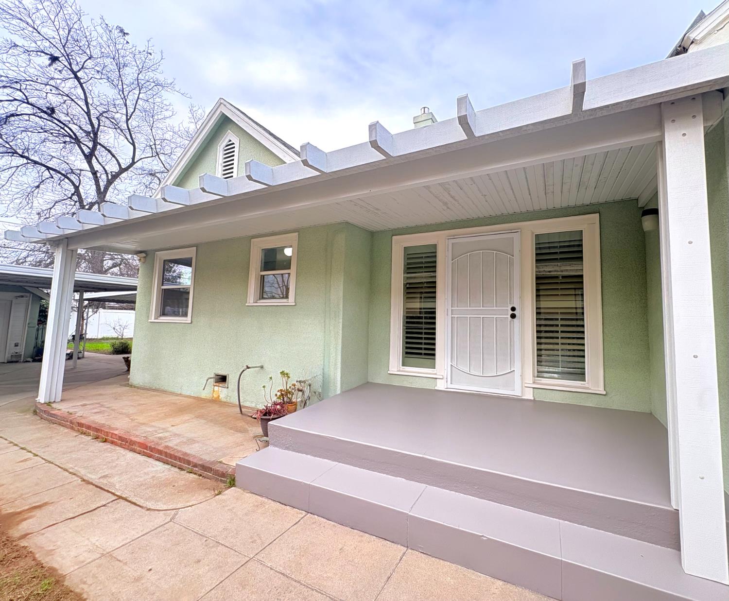 1425 N Wilson Ave, Fresno, CA 93728