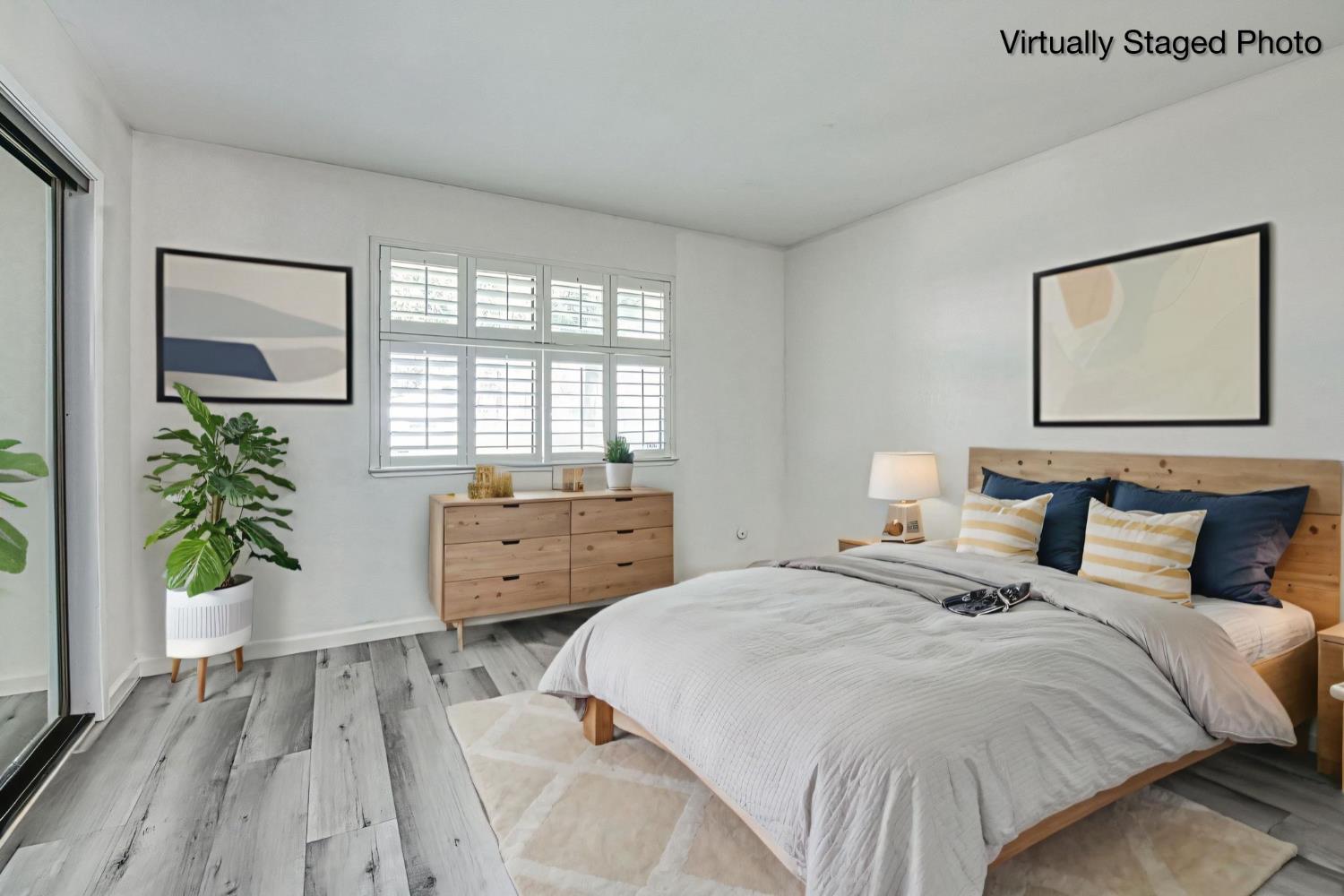 1957 W Santa Ana Ave, Fresno, CA 93705