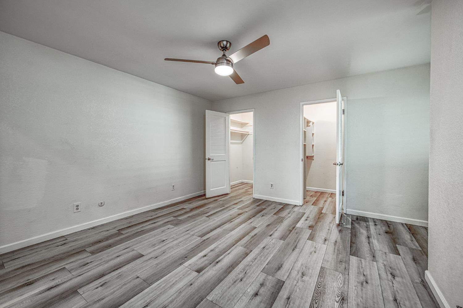 1957 W Santa Ana Ave, Fresno, CA 93705