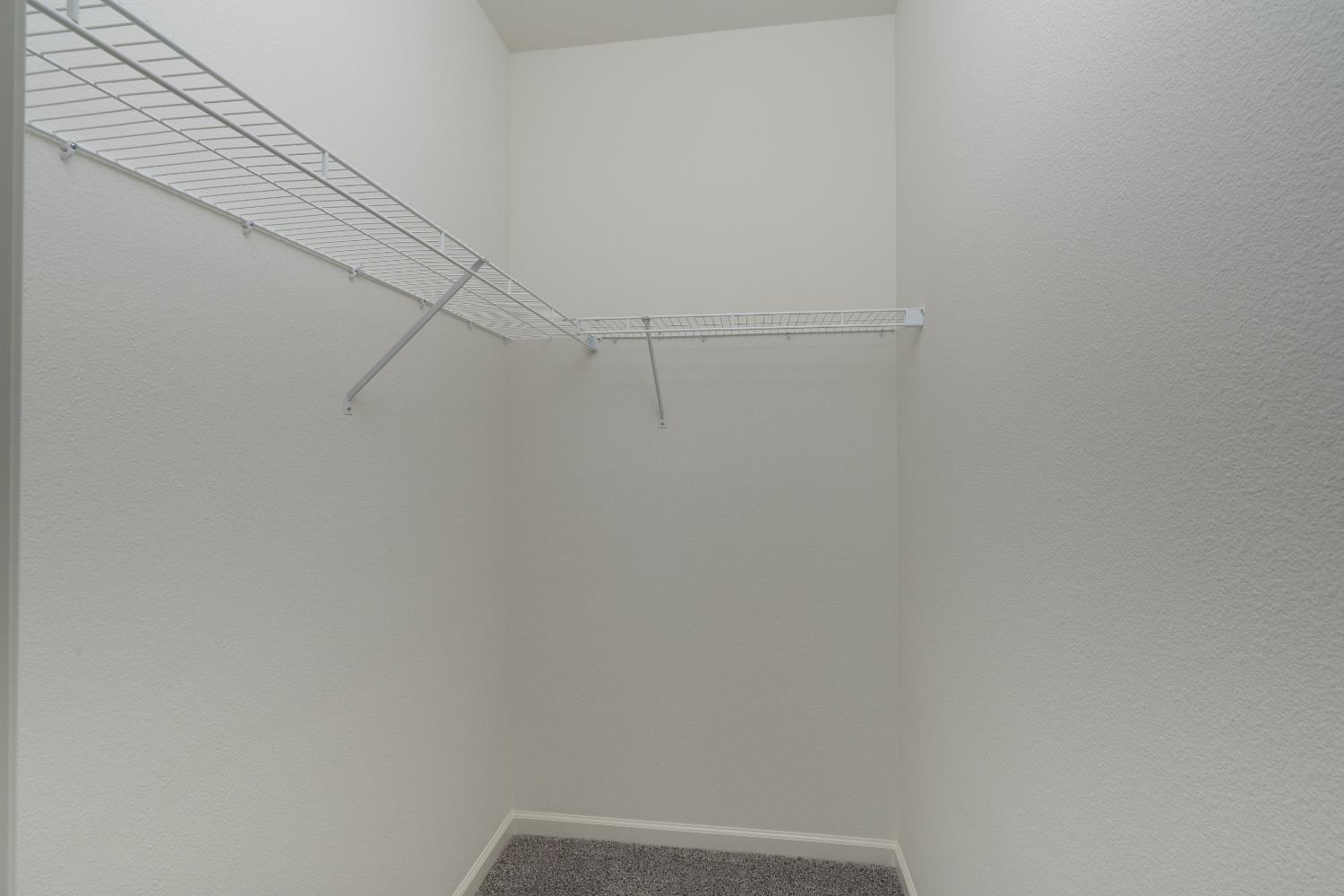 1212 E Orange St, Avenal, CA 93204