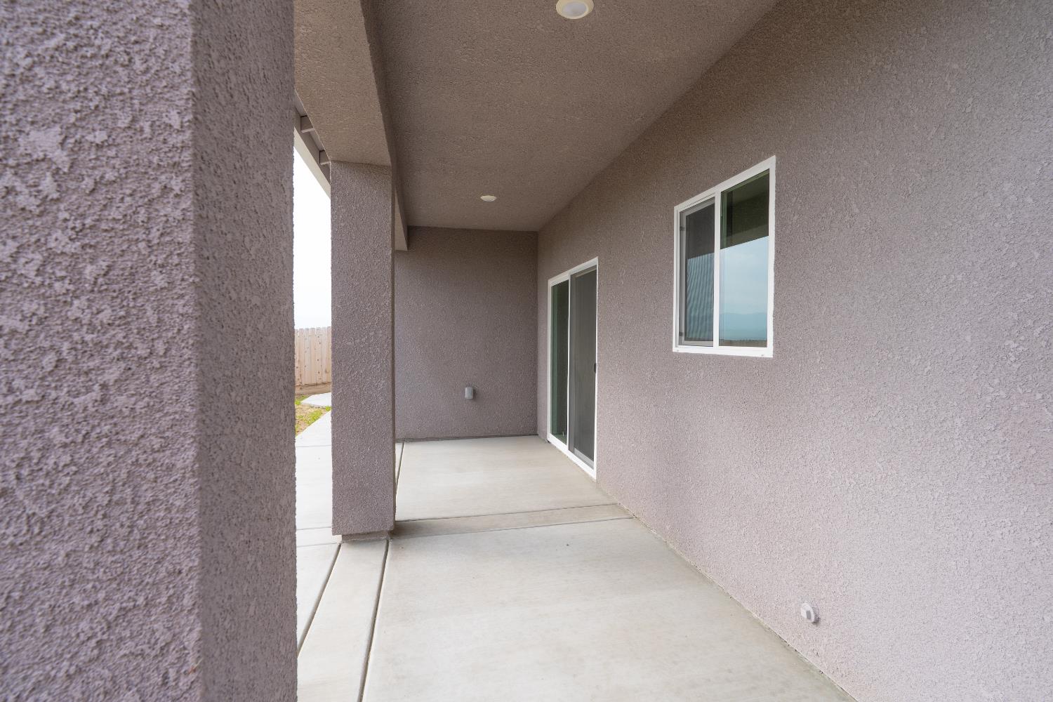 1212 E Orange St, Avenal, CA 93204