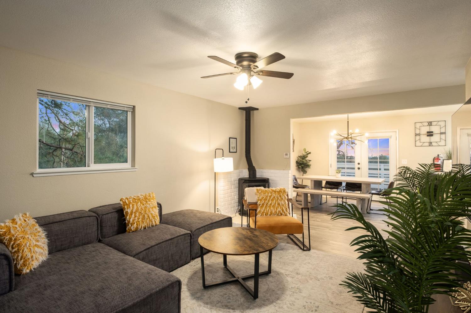 2811 E Westfall, Mariposa, CA 95338