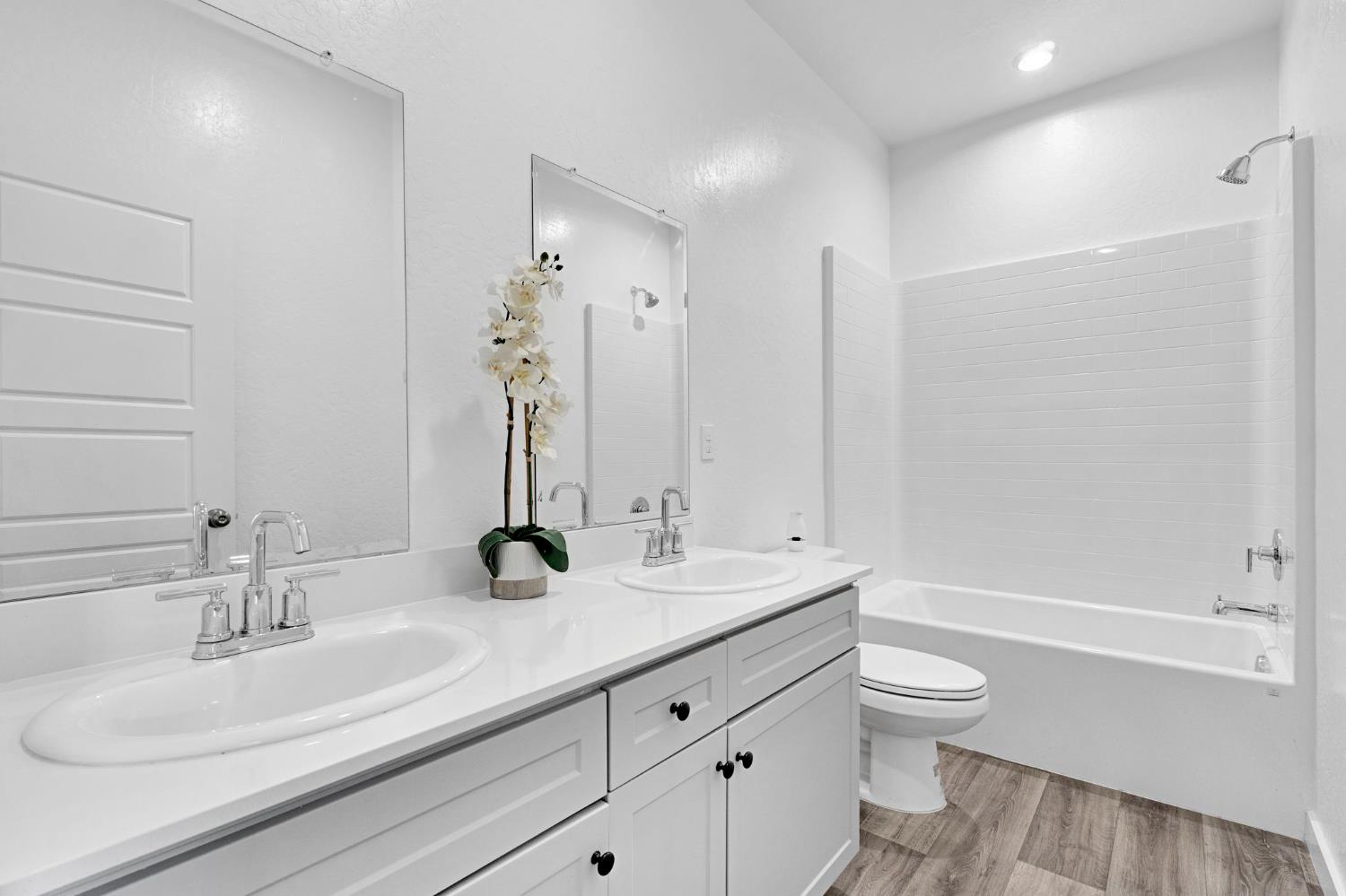 2831 N Redda Rd, Fresno, CA 93737