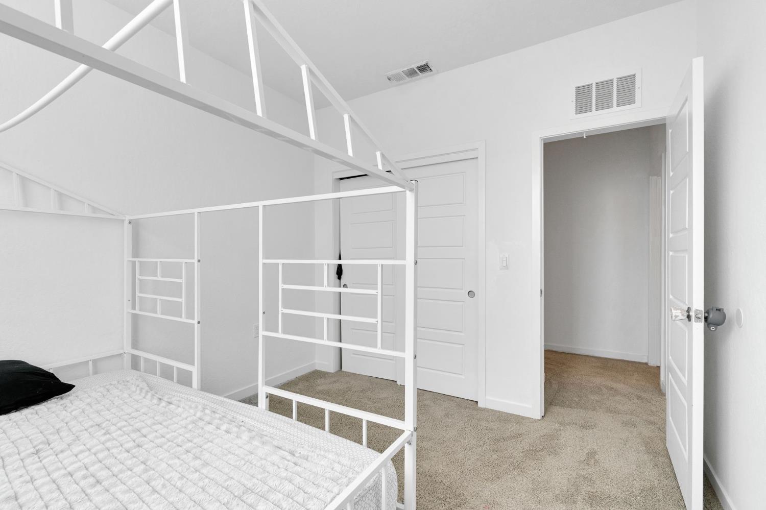 2831 N Redda Rd, Fresno, CA 93737