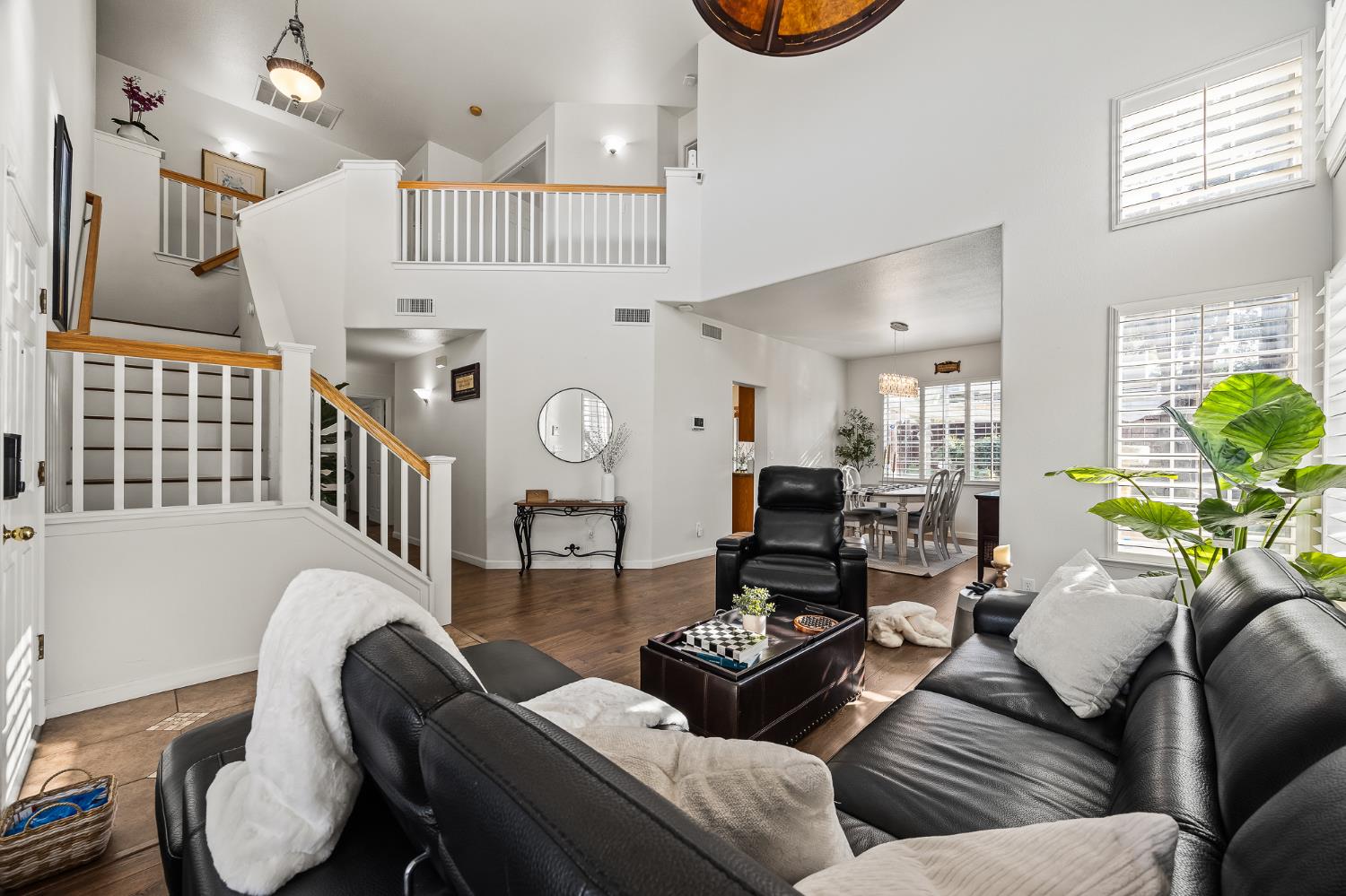 2518 Keats Ave, Clovis, CA 93611