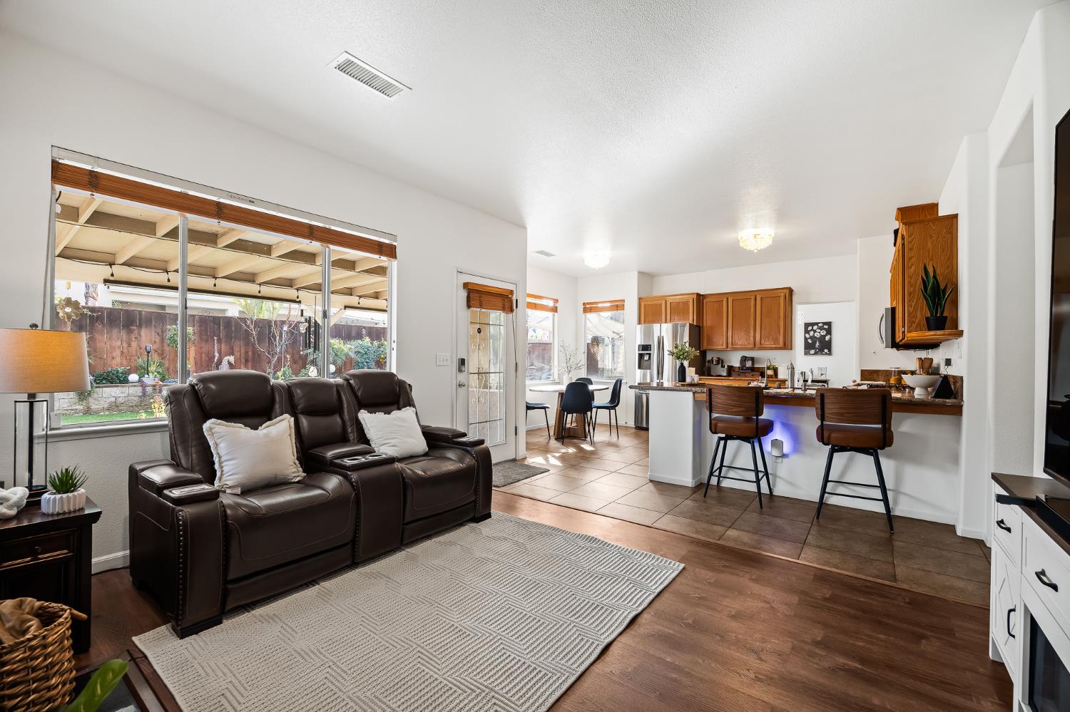 2518 Keats Ave, Clovis, CA 93611