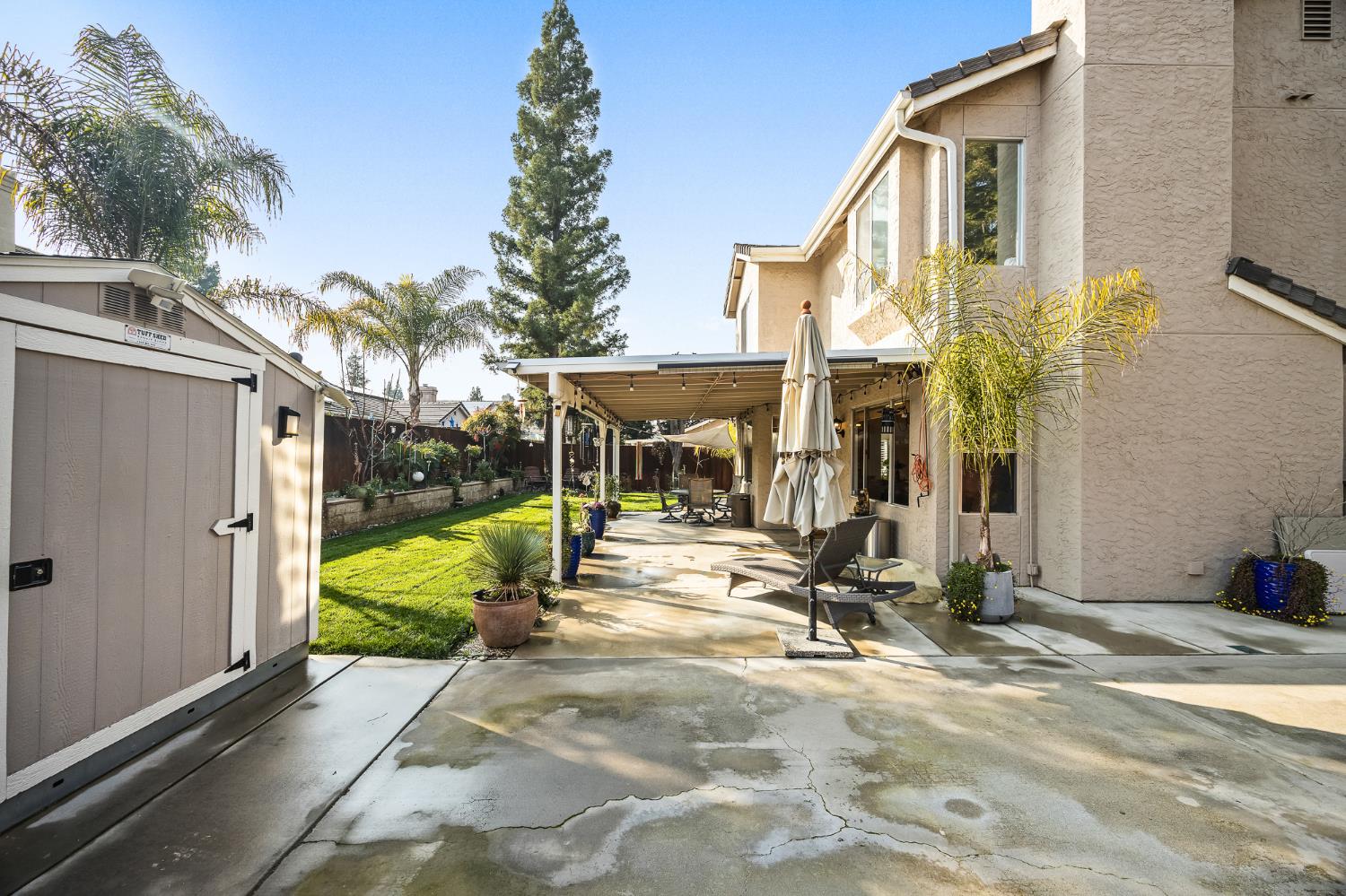 2518 Keats Ave, Clovis, CA 93611