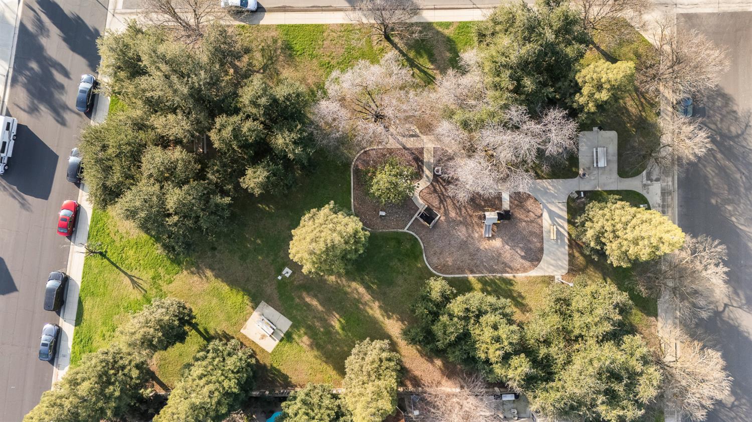 2518 Keats Ave, Clovis, CA 93611