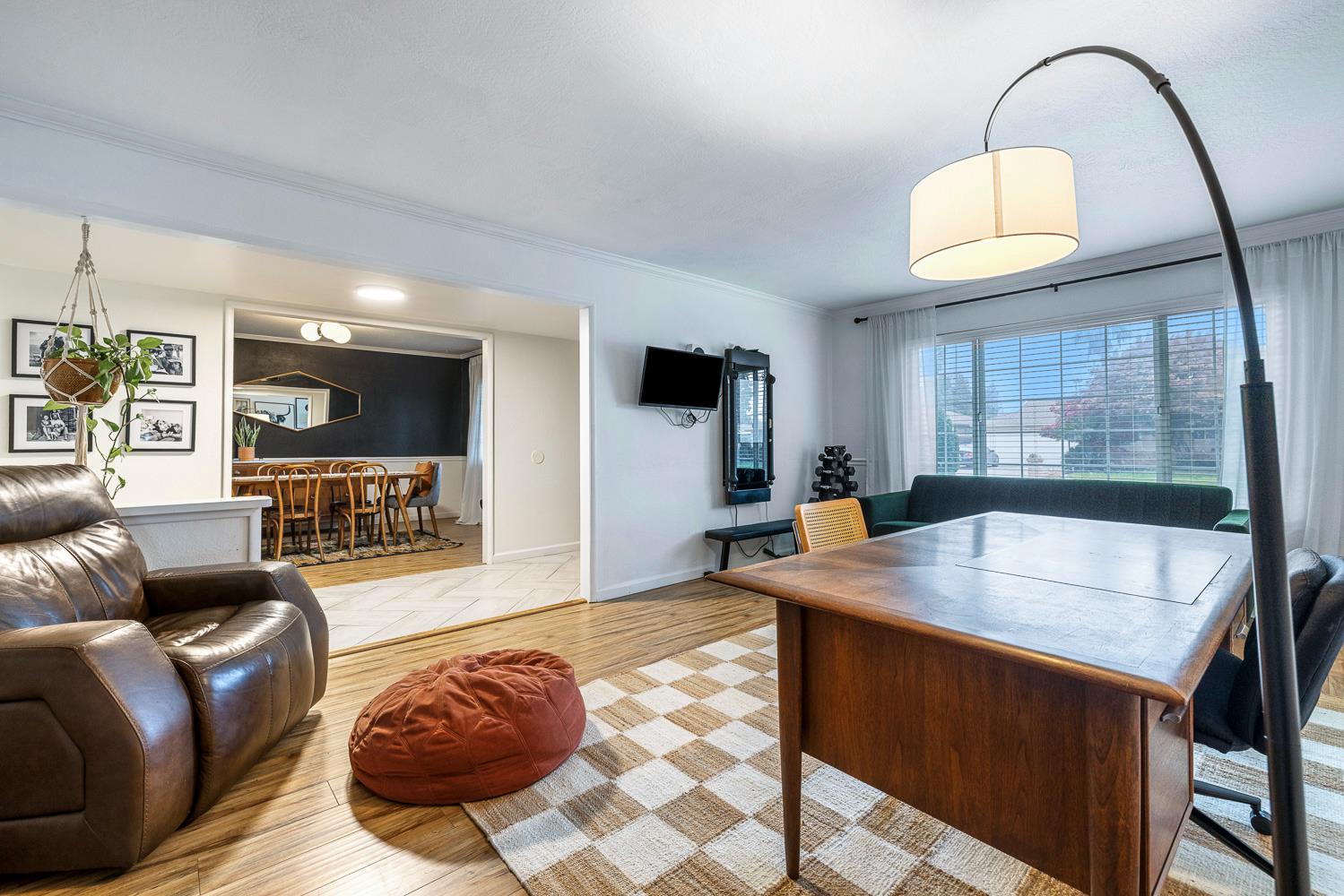 754 E Spruce Ave, Fresno, CA 93720