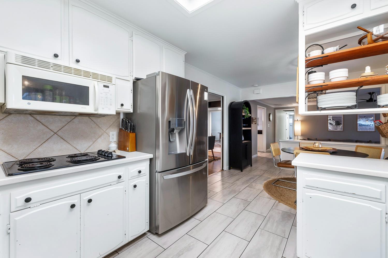 754 E Spruce Ave, Fresno, CA 93720