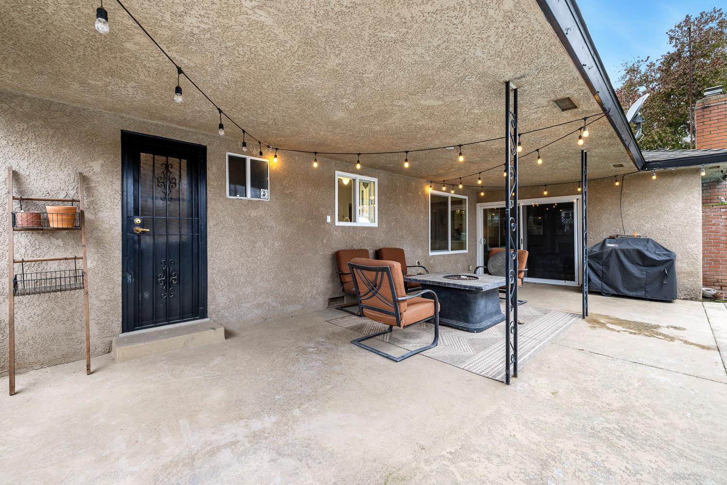 754 E Spruce Ave, Fresno, CA 93720