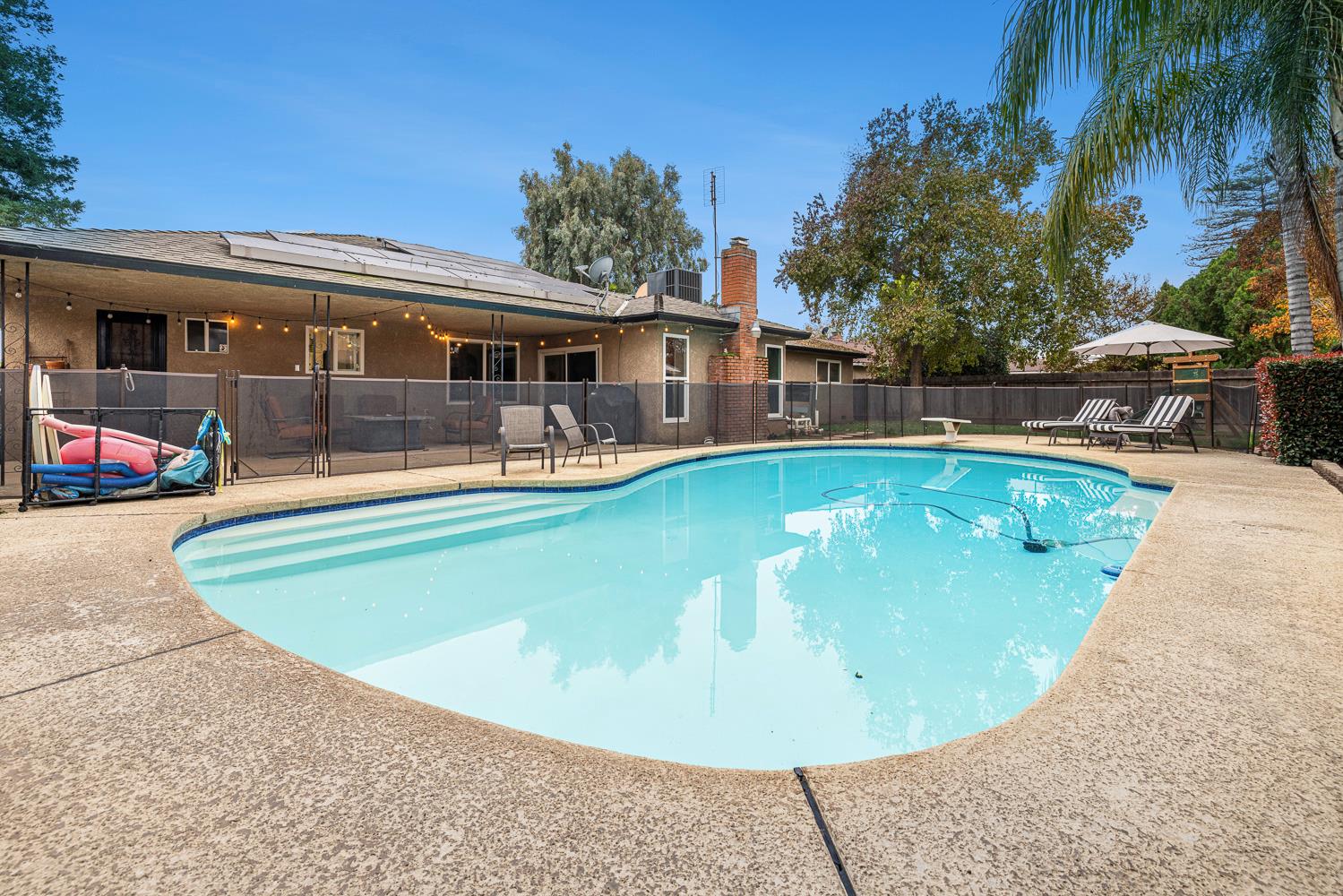 754 E Spruce Ave, Fresno, CA 93720