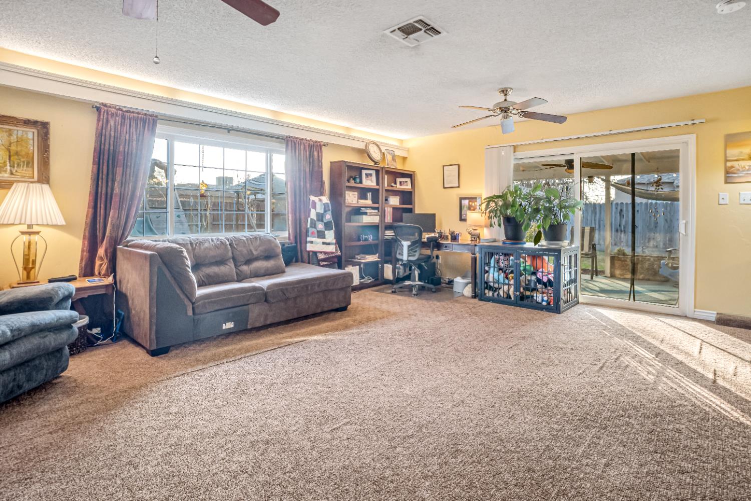 3846 Maywood Dr S, Fresno, CA 93703