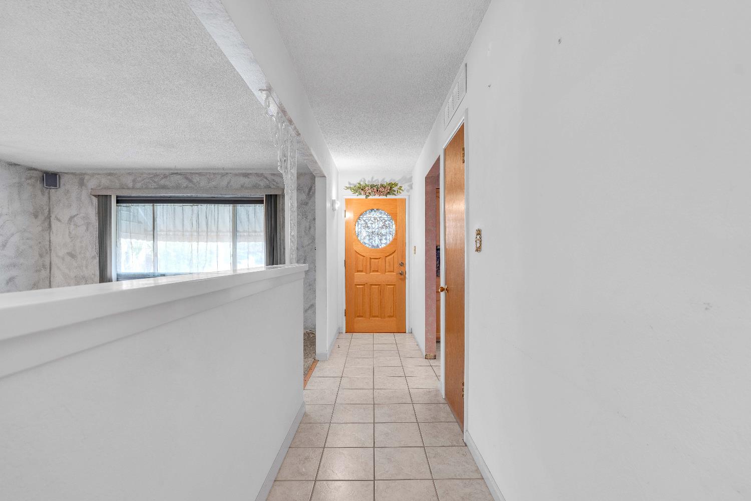 5036 E Sooner Dr, Fresno, CA 93727