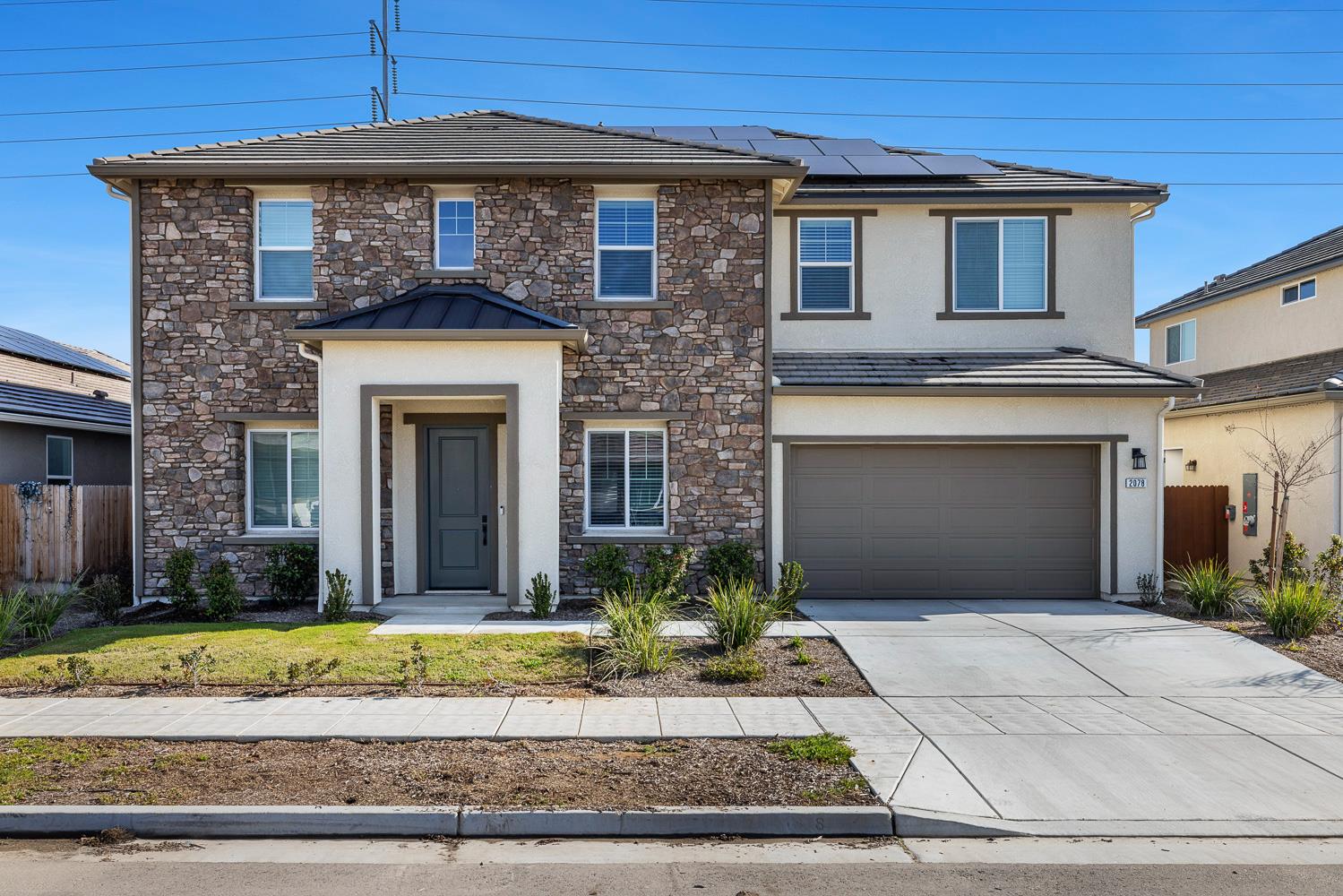 2078 N Laverne Ave, Fresno, CA 93727