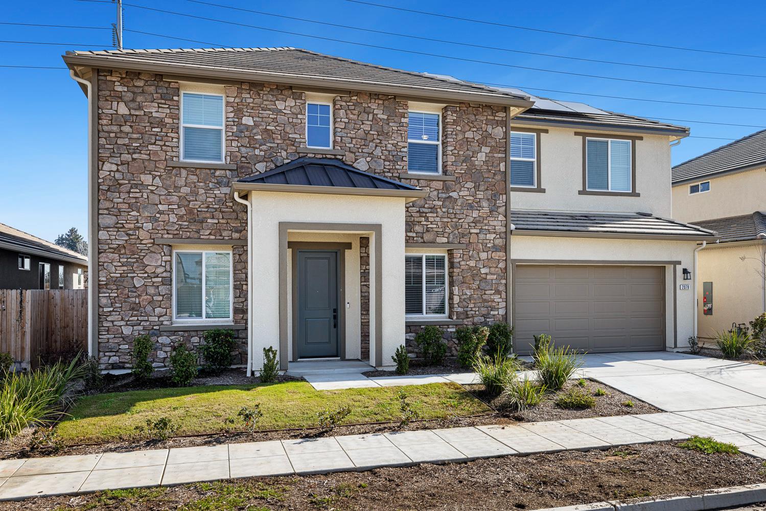 2078 N Laverne Ave, Fresno, CA 93727