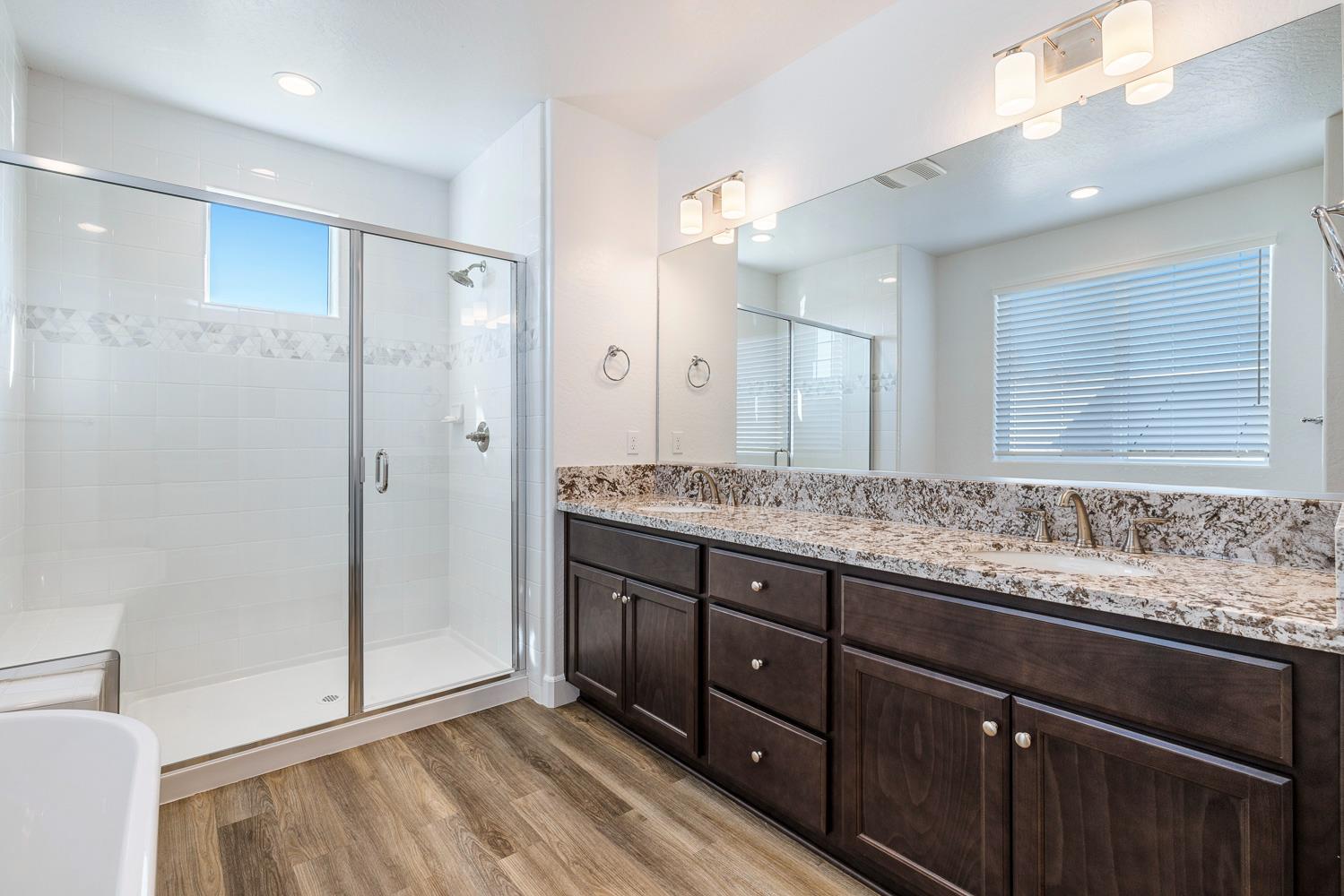 2078 N Laverne Ave, Fresno, CA 93727