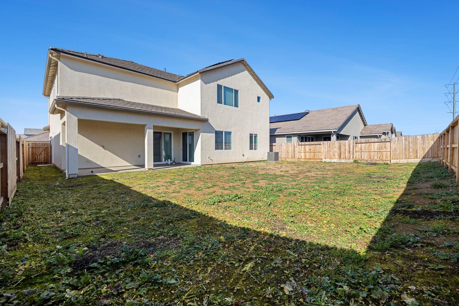 2078 N Laverne Ave, Fresno, CA 93727