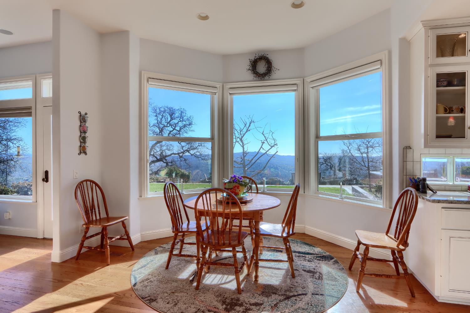 42158 John Muir Dr, Coarsegold, CA 93614