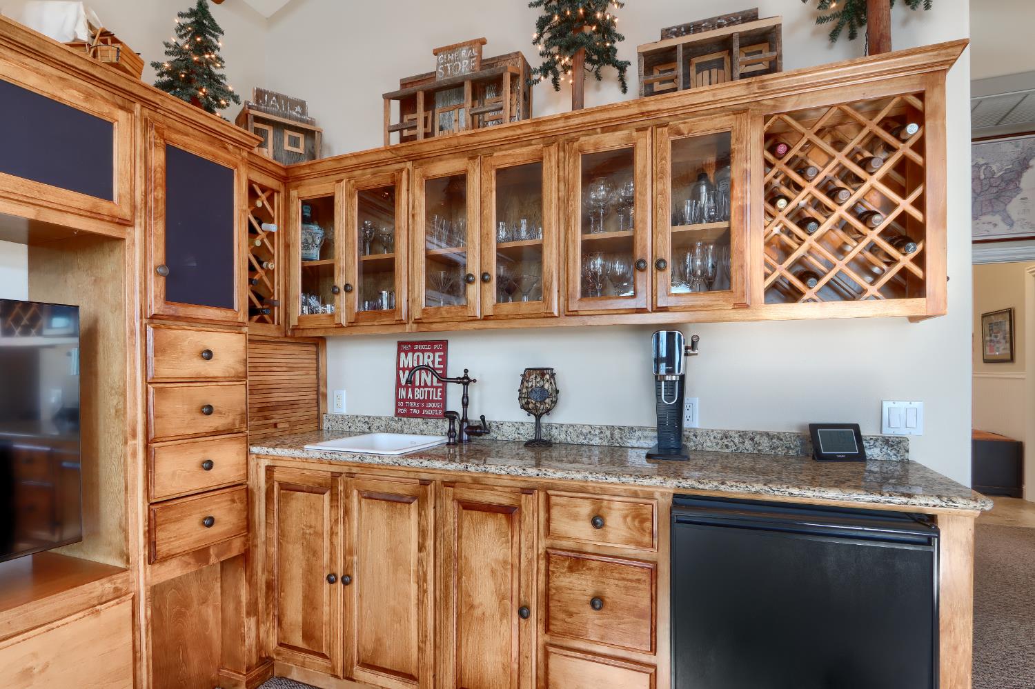 42158 John Muir Dr, Coarsegold, CA 93614