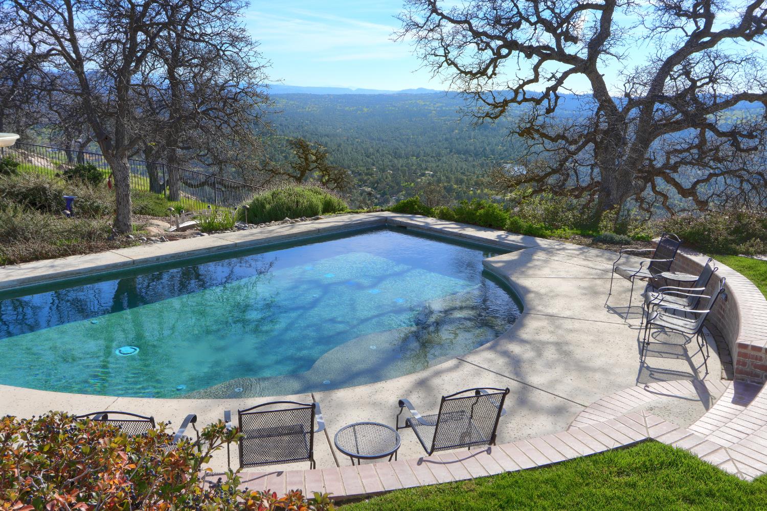 42158 John Muir Dr, Coarsegold, CA 93614