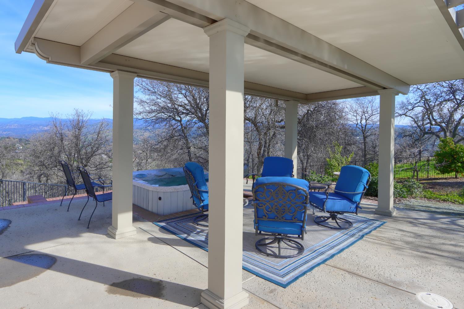 42158 John Muir Dr, Coarsegold, CA 93614