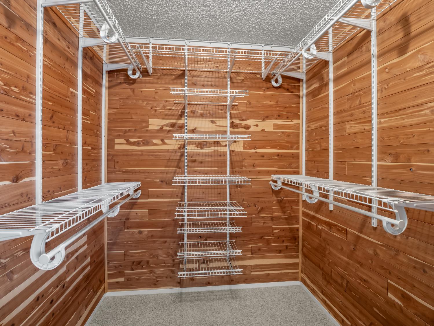 6613 N Chance Ave, Fresno, CA 93710