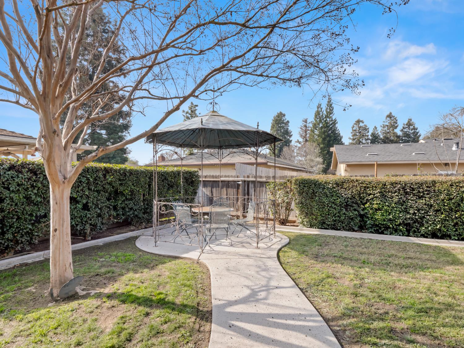 6613 N Chance Ave, Fresno, CA 93710