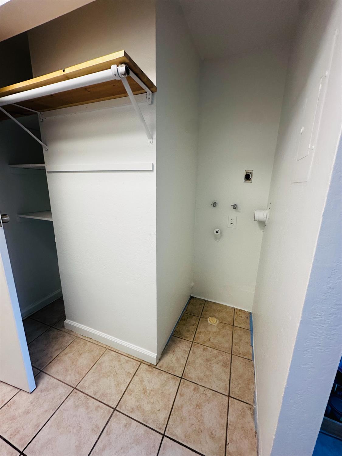 1151 S Chestnut Ave #110, Fresno, CA 93702