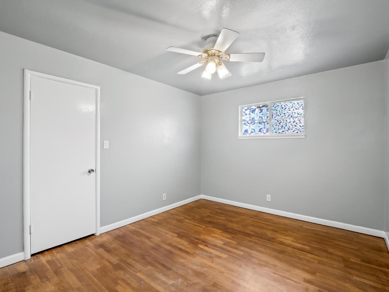 5491 E Dakota Ave, Fresno, CA 93727