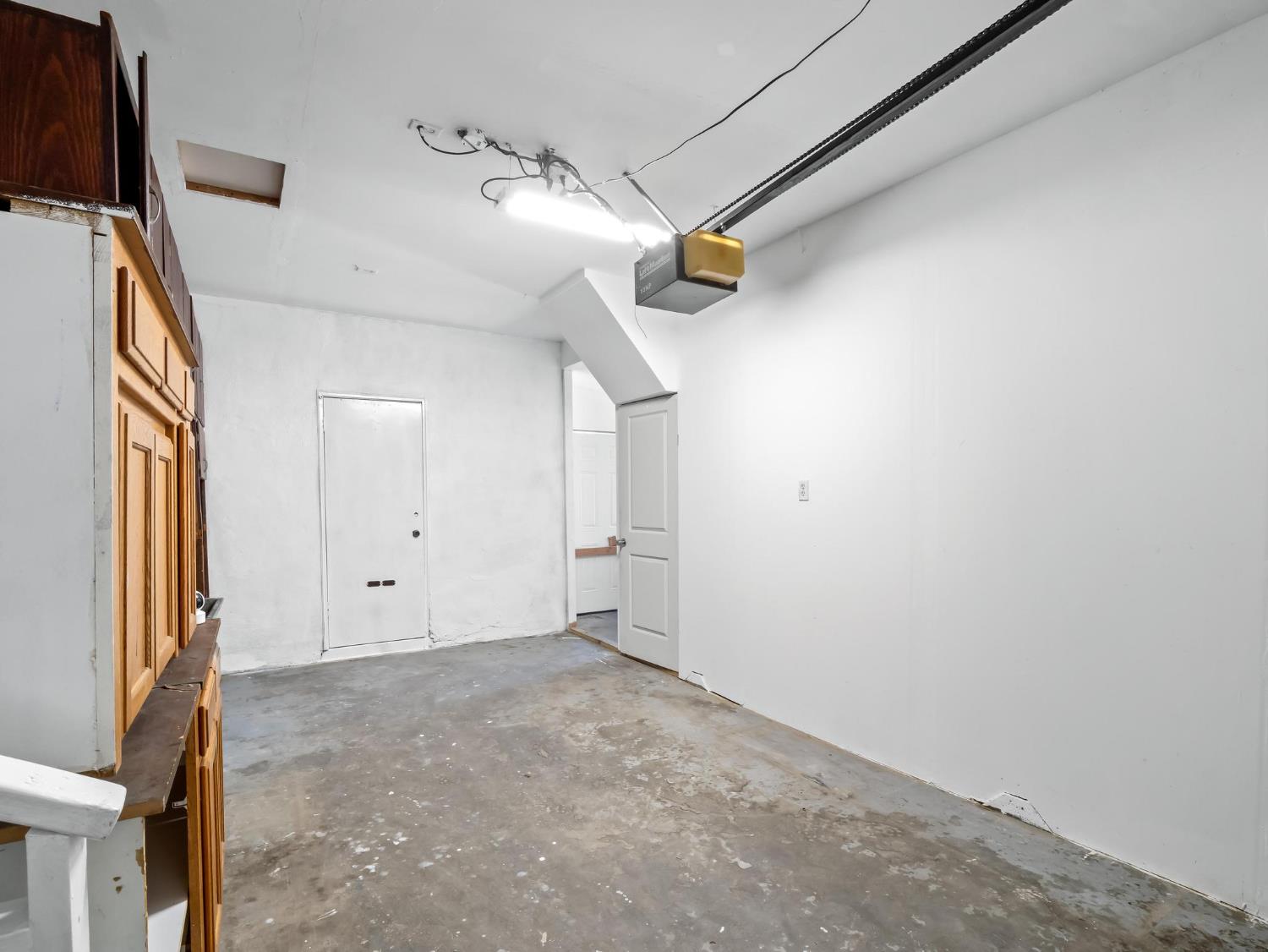 5491 E Dakota Ave, Fresno, CA 93727