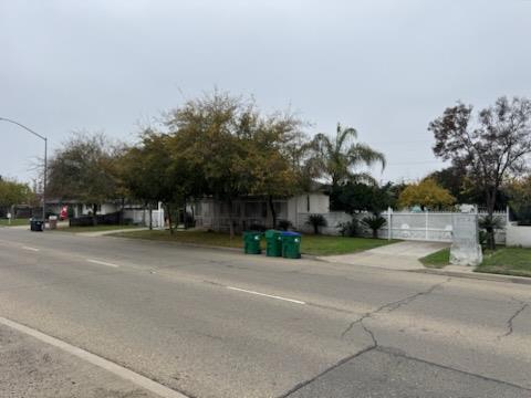 5225 E Belmont Ave, Fresno, CA 93727