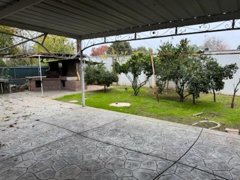 5225 E Belmont Ave, Fresno, CA 93727