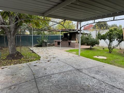 5225 E Belmont Ave, Fresno, CA 93727