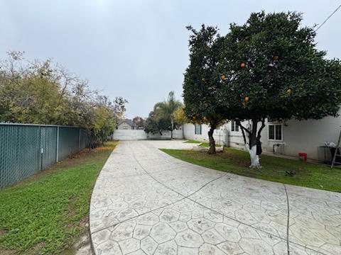 5225 E Belmont Ave, Fresno, CA 93727