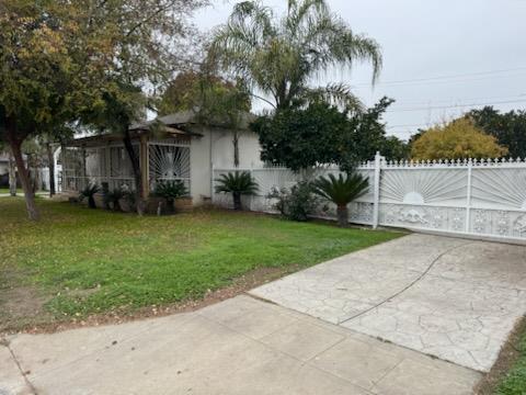 5225 E Belmont Ave, Fresno, CA 93727