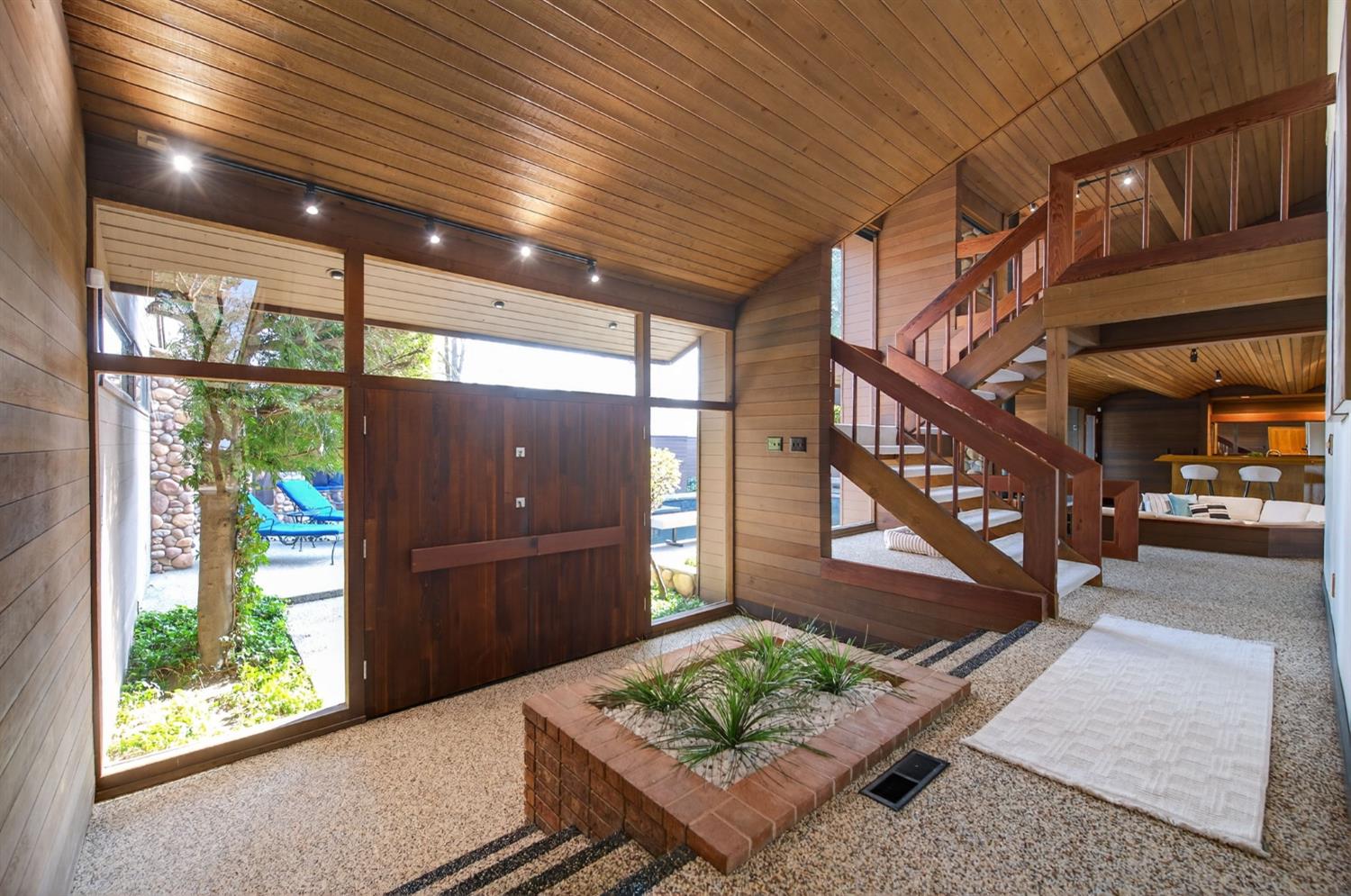 7621 N Laguna Vista Ave, Fresno, CA 93711