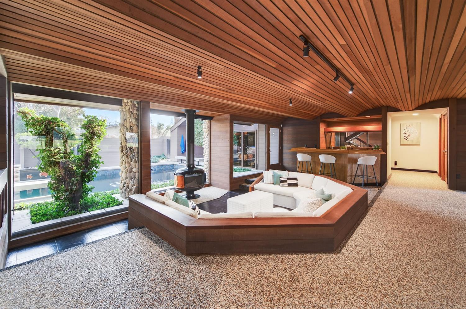 7621 N Laguna Vista Ave, Fresno, CA 93711