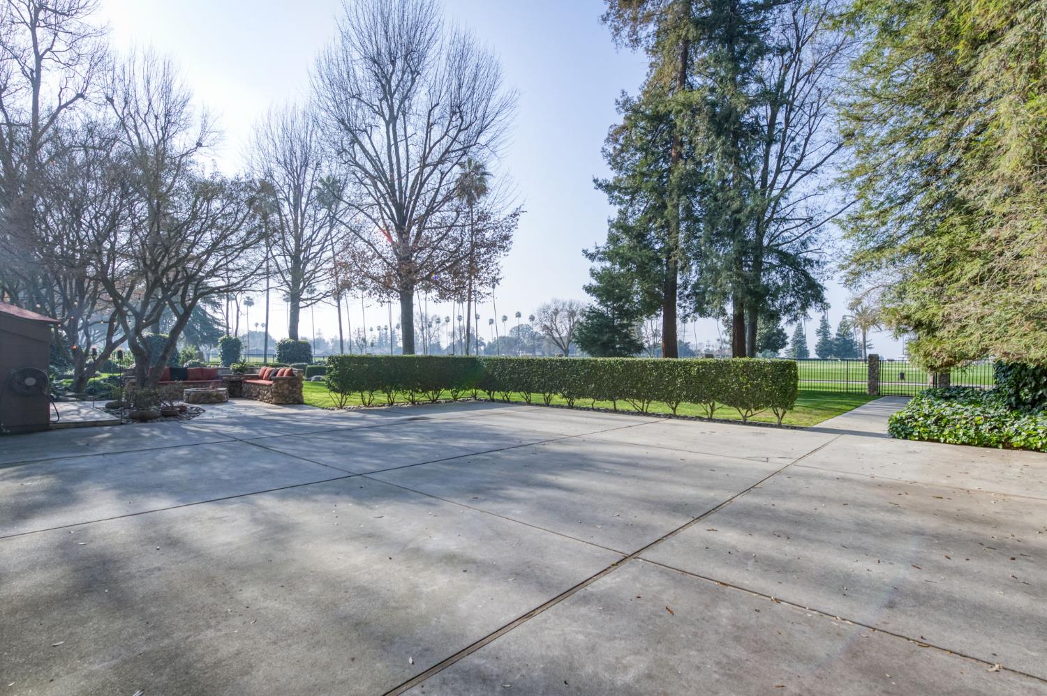 7621 N Laguna Vista Ave, Fresno, CA 93711