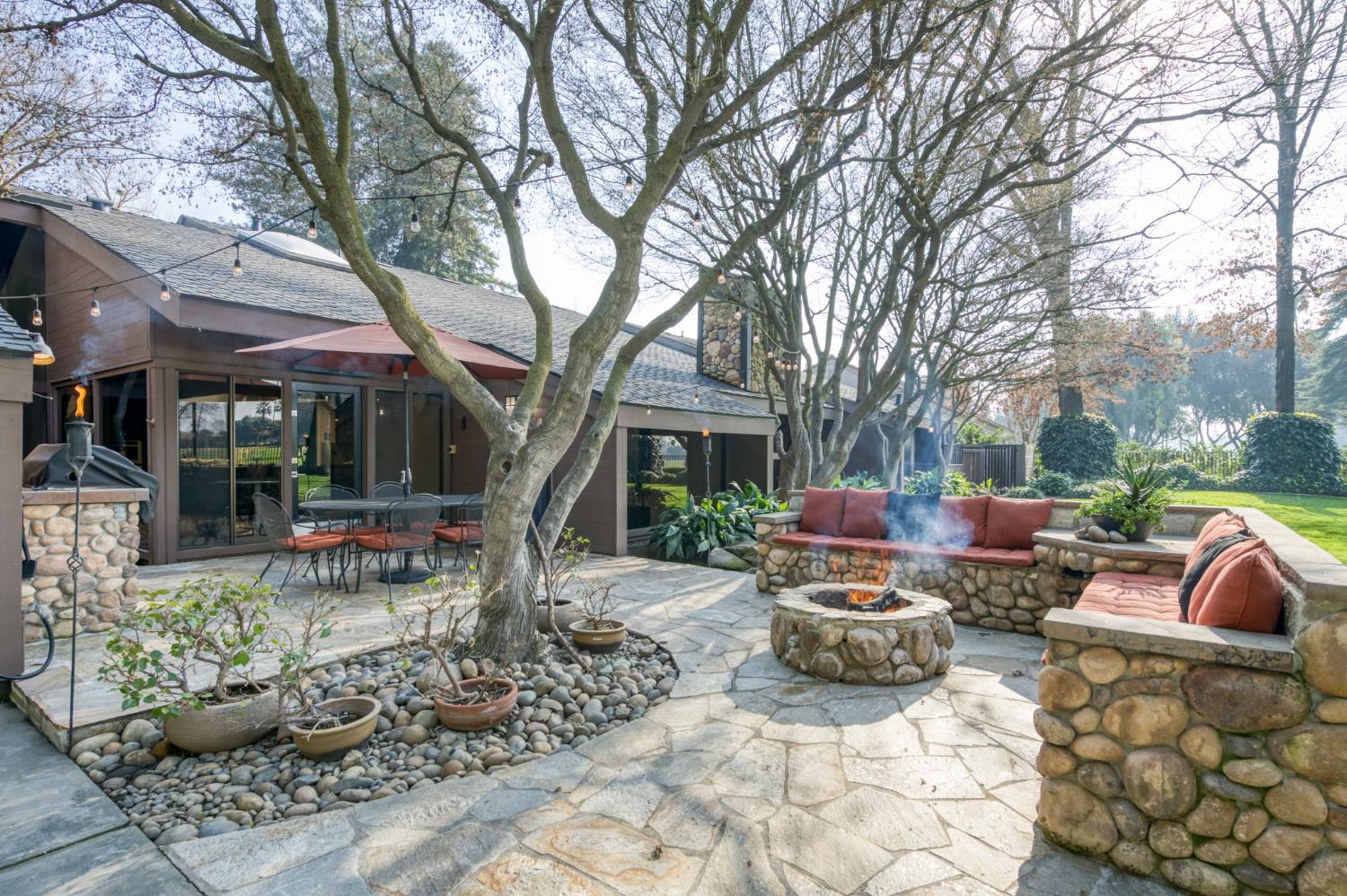 7621 N Laguna Vista Ave, Fresno, CA 93711