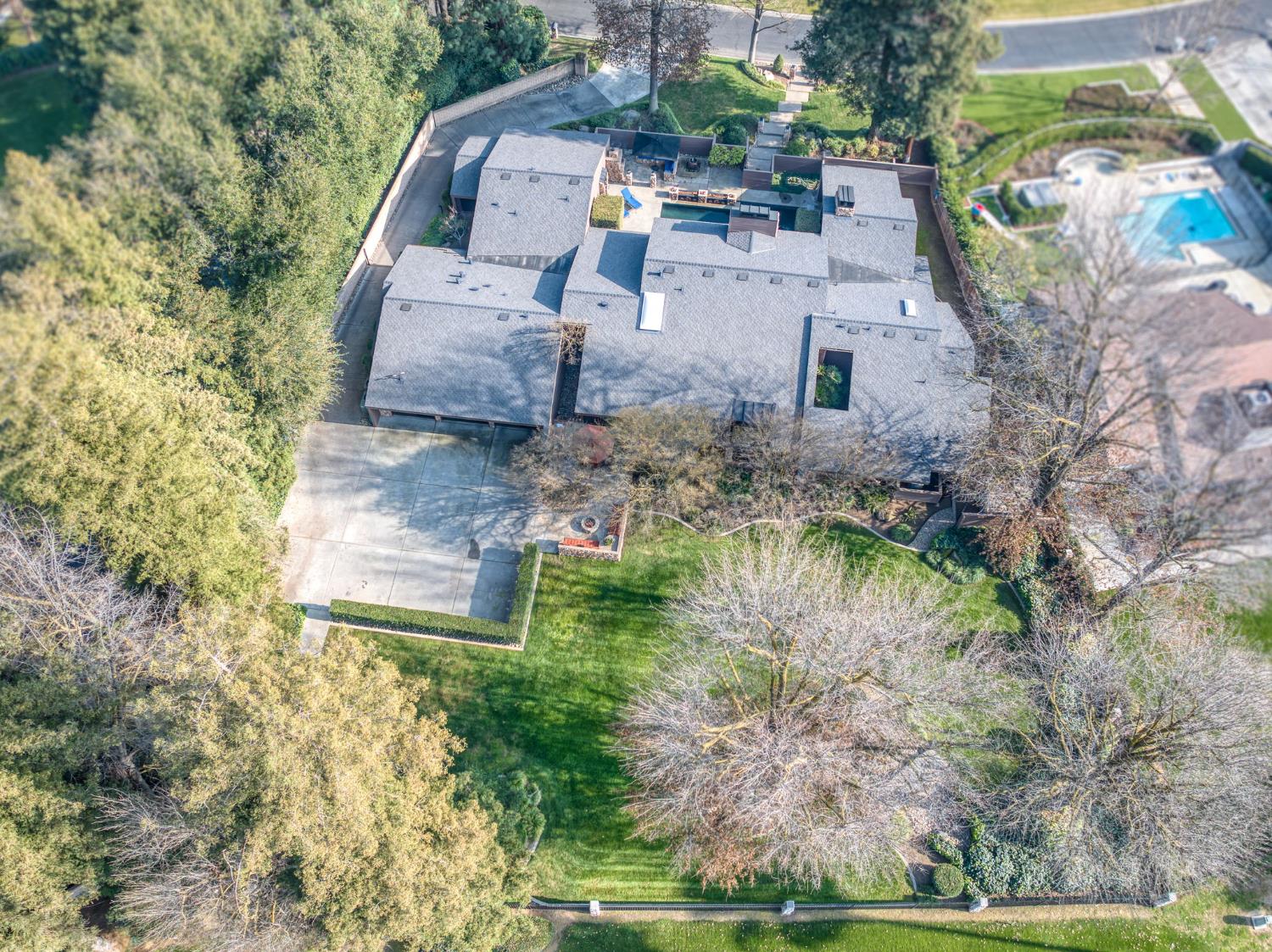 7621 N Laguna Vista Ave, Fresno, CA 93711