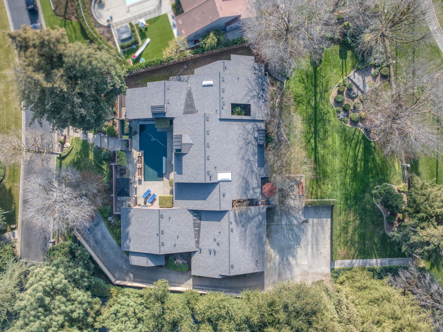 7621 N Laguna Vista Ave, Fresno, CA 93711