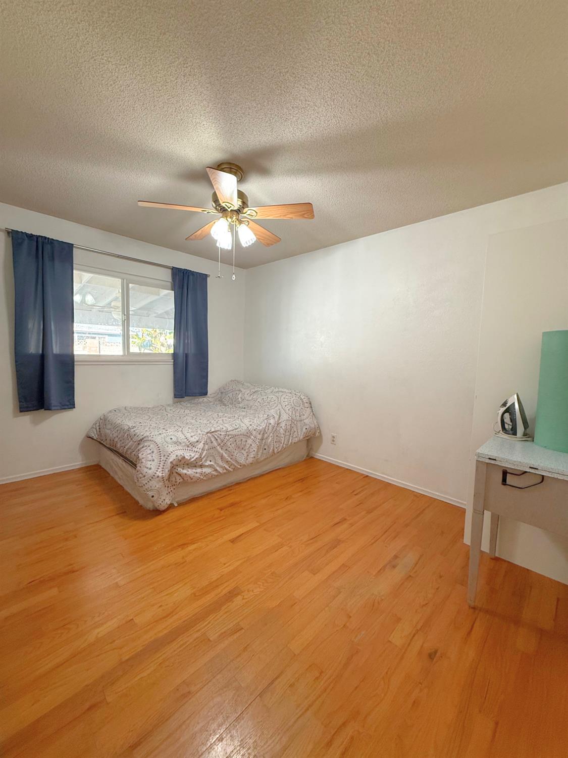 4045 E Bellaire Way, Fresno, CA 93726