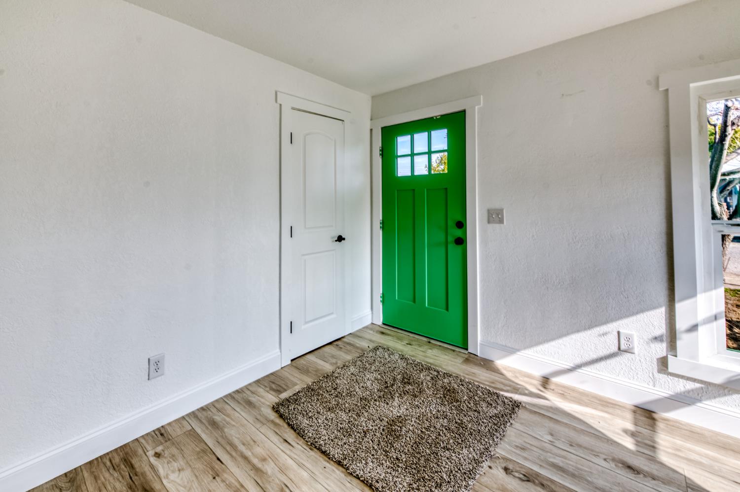 1609 1611 N 6Th St, Fresno, CA 93703