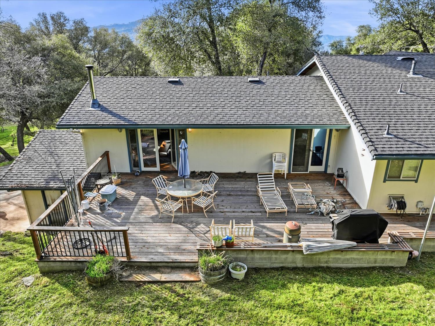 51590 Coyote Ridge Rd, Oakhurst, CA 93644
