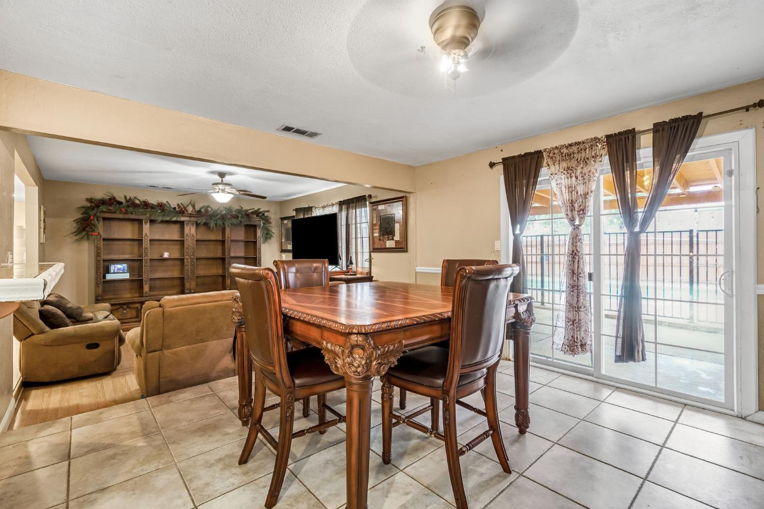 3849 N Stanford Ave, Fresno, CA 93727