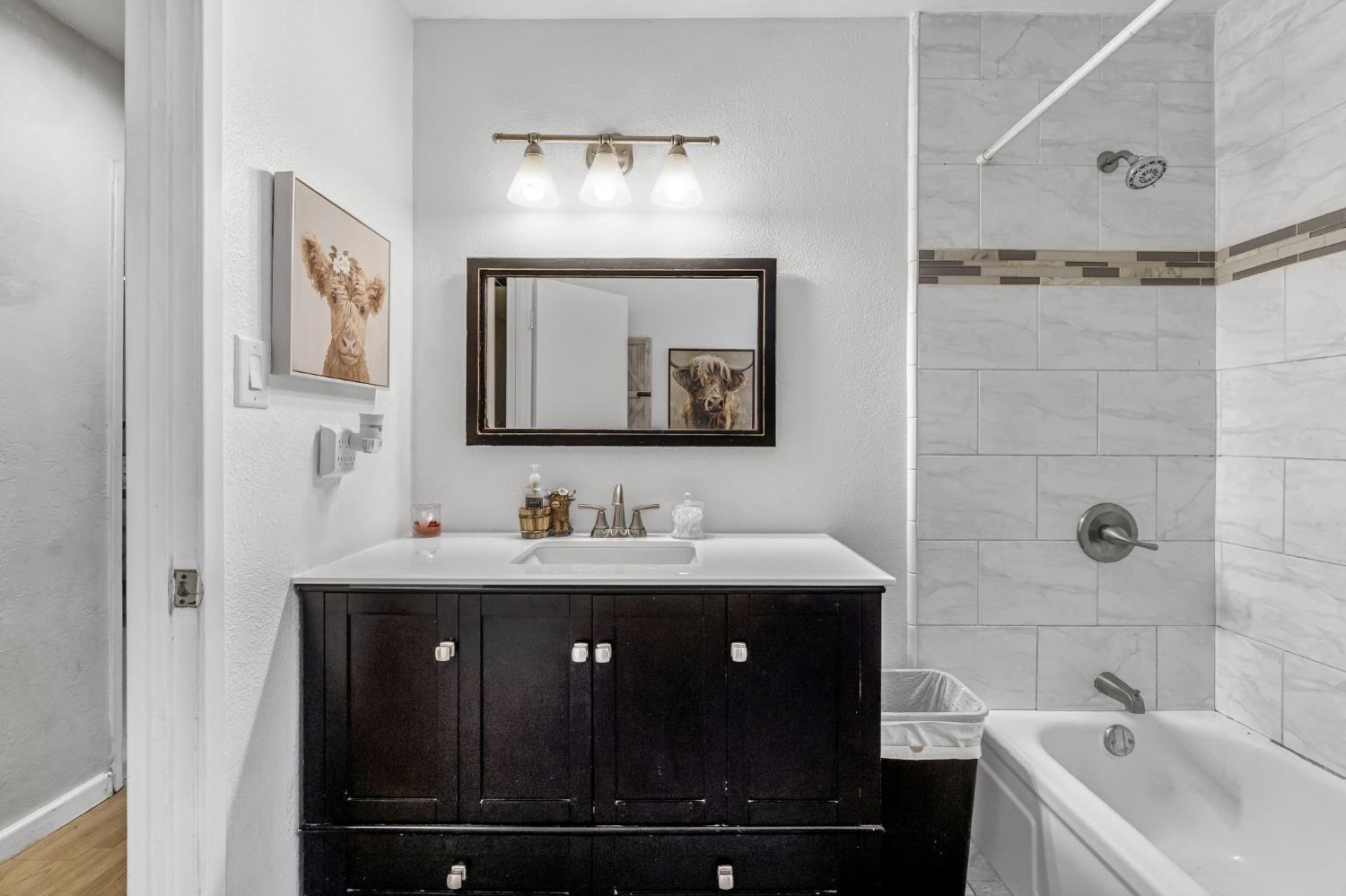 3849 N Stanford Ave, Fresno, CA 93727