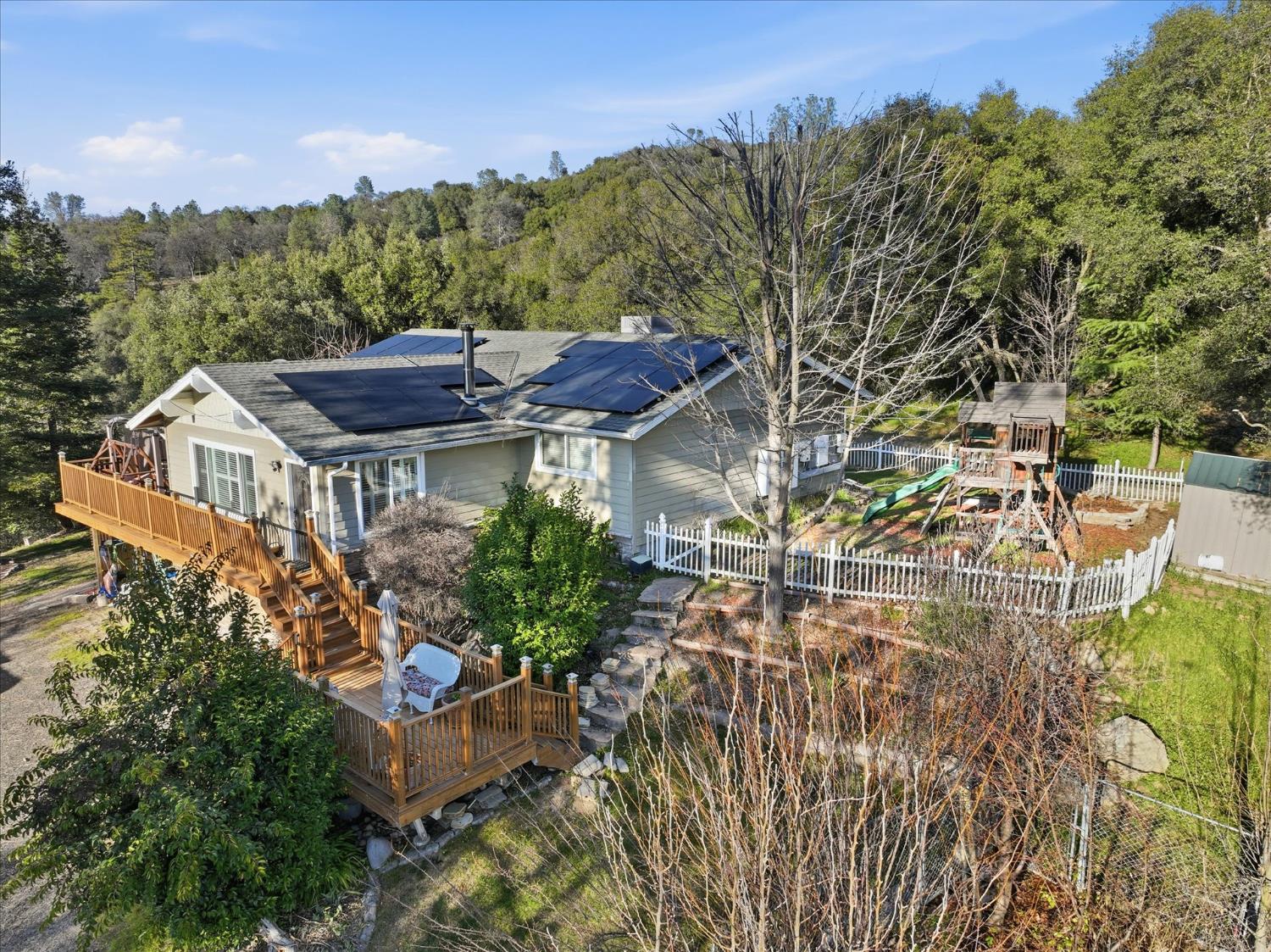 40182 Alerna Way, Oakhurst, CA 93644