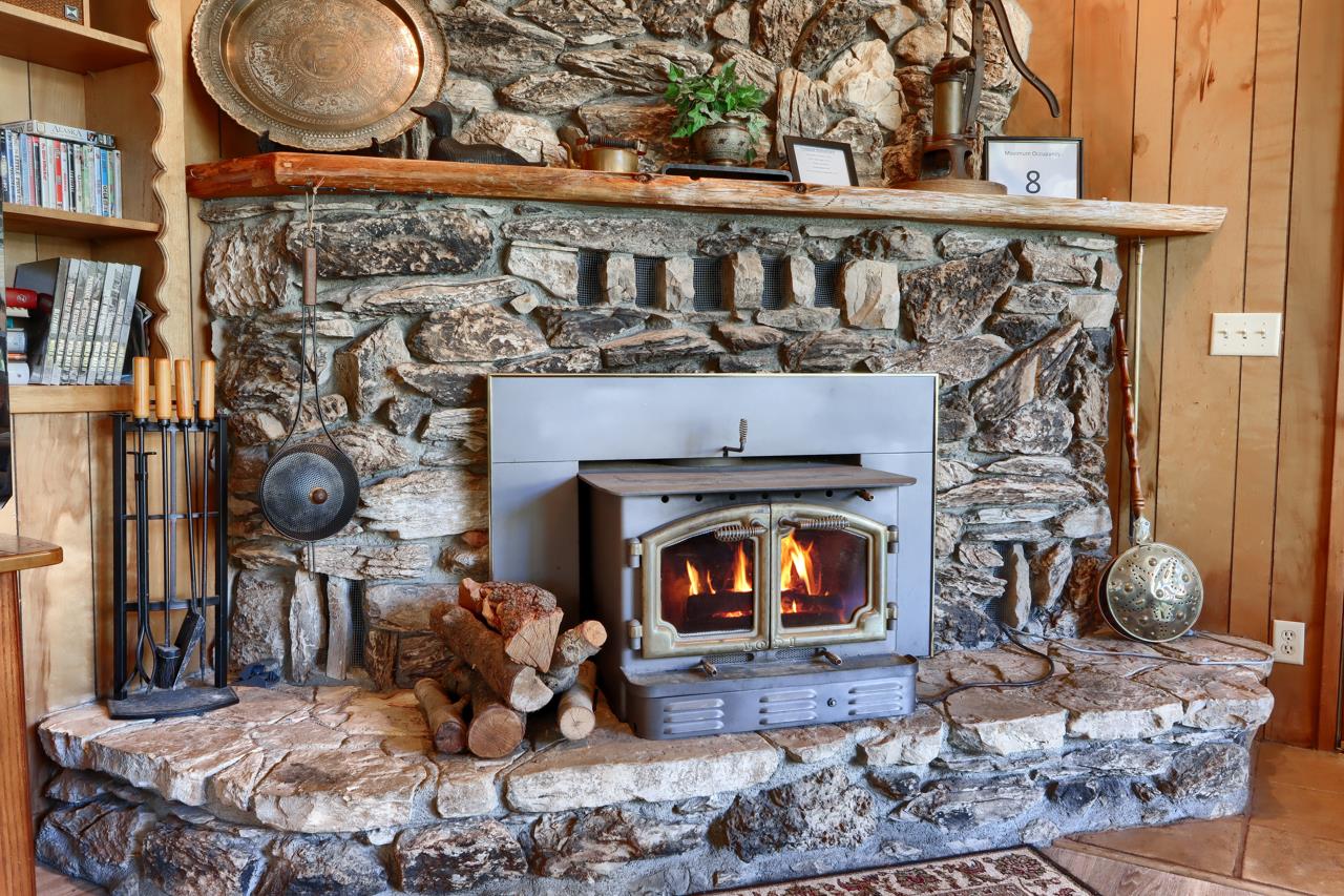 8067 Chilnualna Falls Rd, Wawona, CA 95389